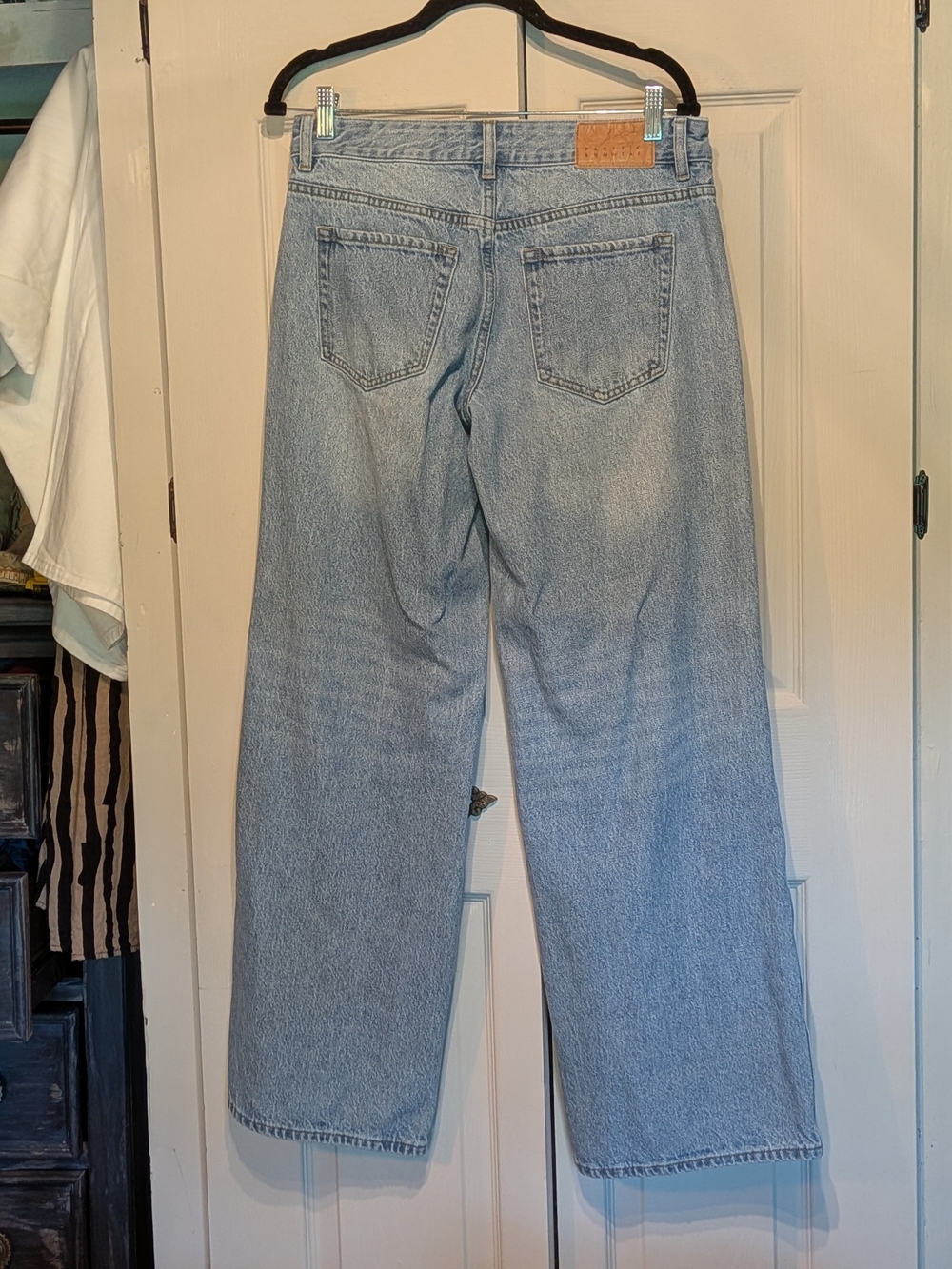 PacSun Light Blue Straight Leg Women's Jeans - Picture 2 of 7